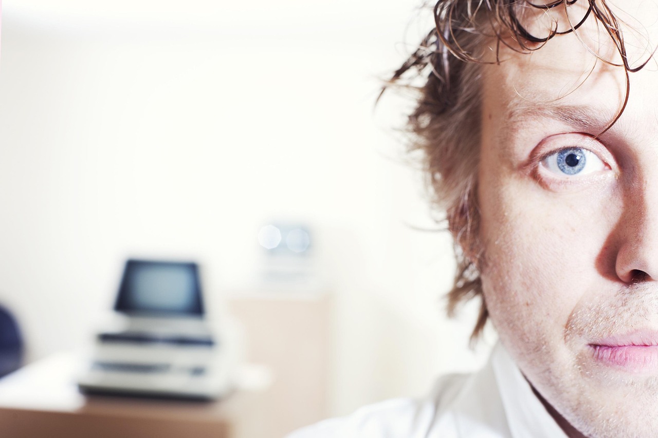 打击技术支持辅助软件反制的过程中可能产生的法律风险