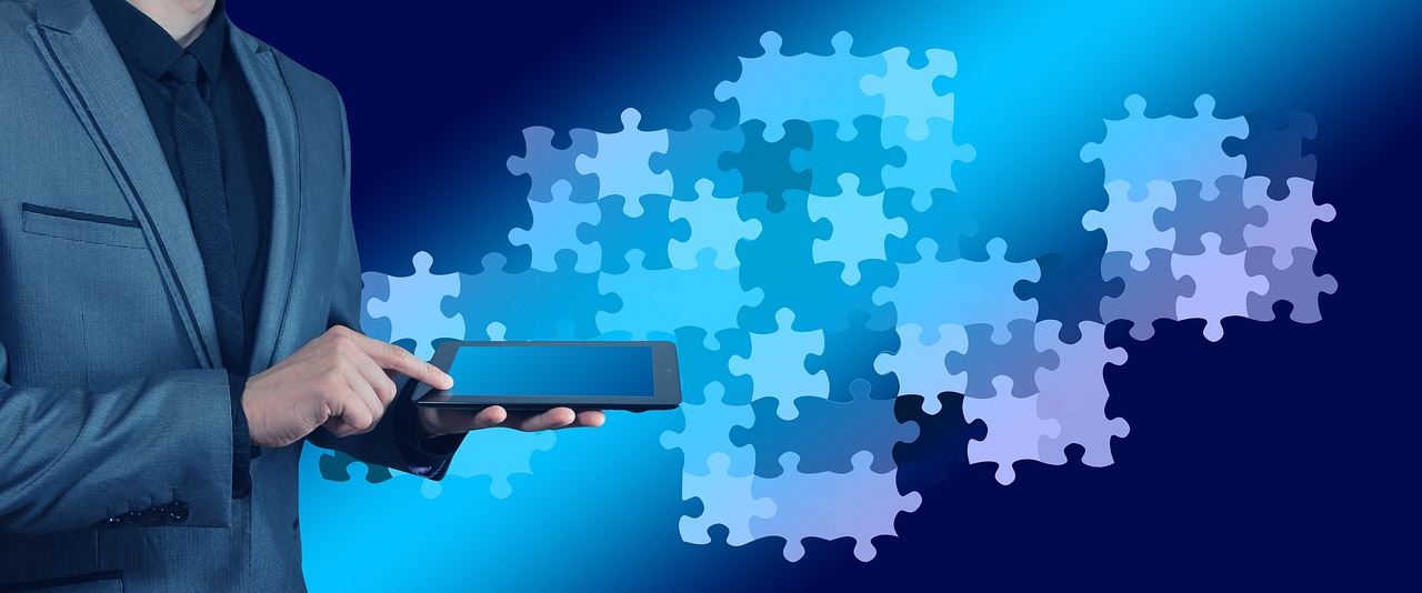 镇魔曲:app寻人详情下载教程